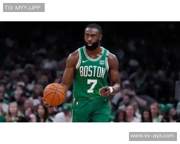 杰伦布朗谈球队战绩超预期强调保持紧迫感的重要性