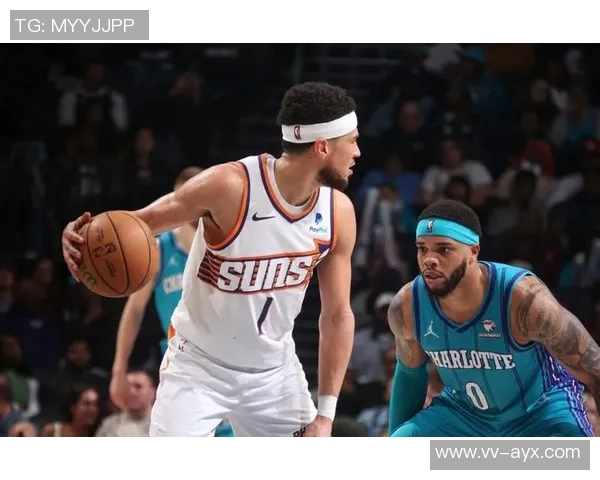 布克强调全员健康对季后赛的重要性强调准备应对未知挑战